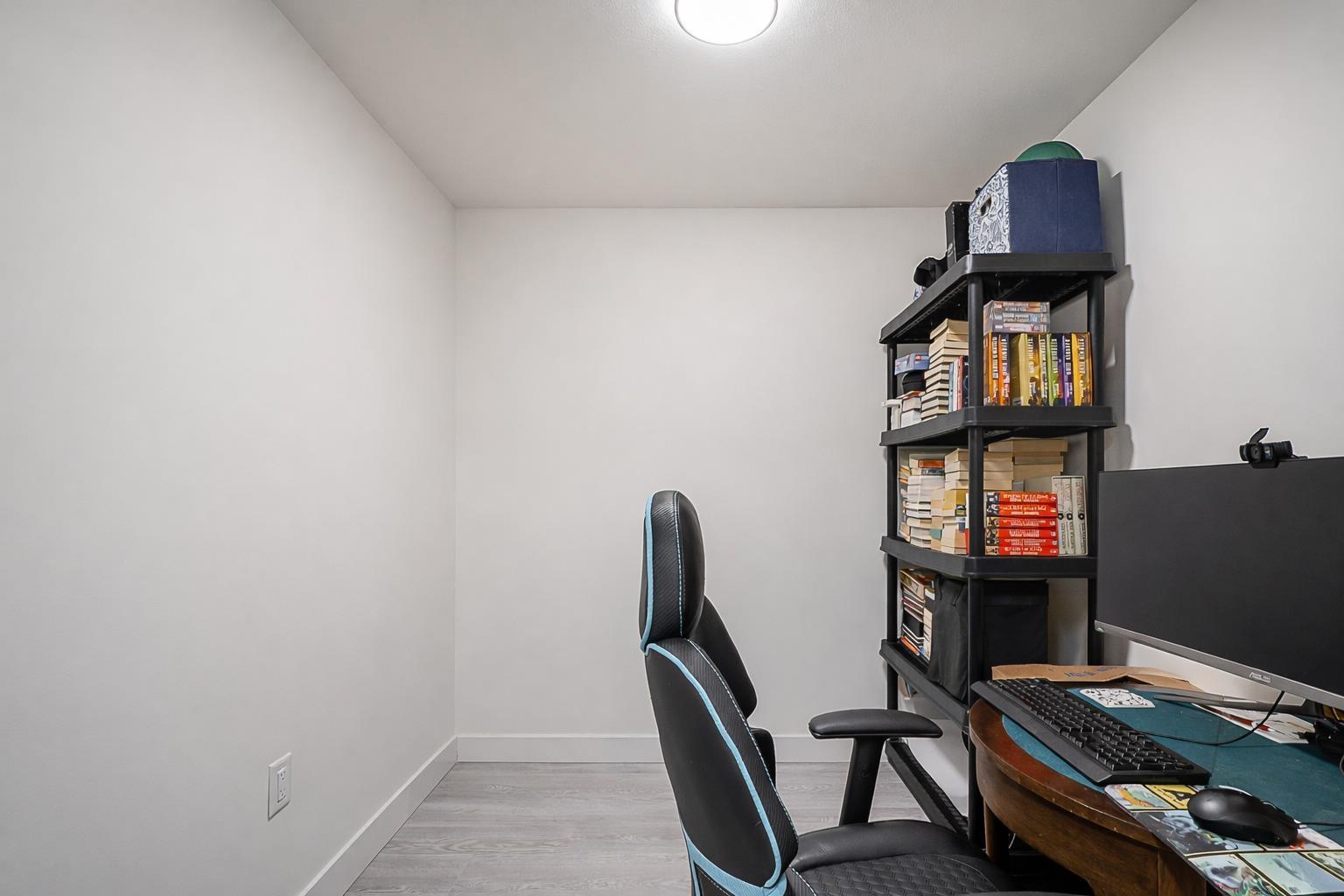 202 19730 56 Avenue, Langley, British Columbia  V3A 3X6 - Photo 12 - R3081548