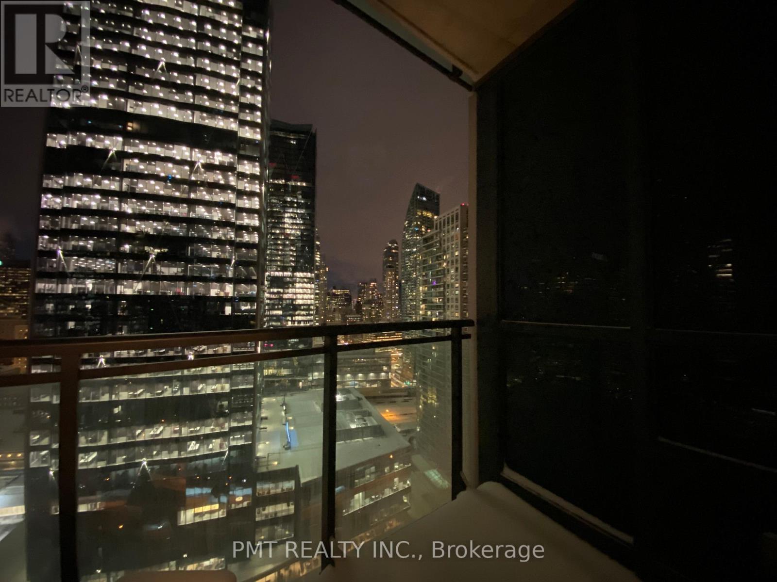 2804 - 18 Harbour Street, Toronto, Ontario  M5J 2Z6 - Photo 12 - C12714984