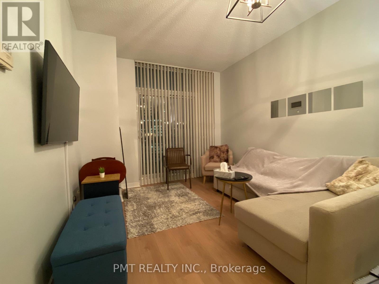 2804 - 18 Harbour Street, Toronto, Ontario  M5J 2Z6 - Photo 4 - C12714984