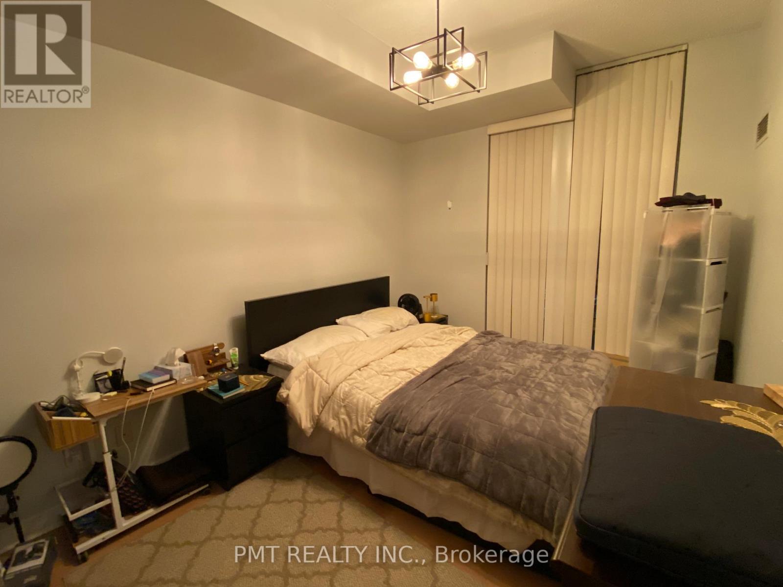 2804 - 18 Harbour Street, Toronto, Ontario  M5J 2Z6 - Photo 6 - C12714984