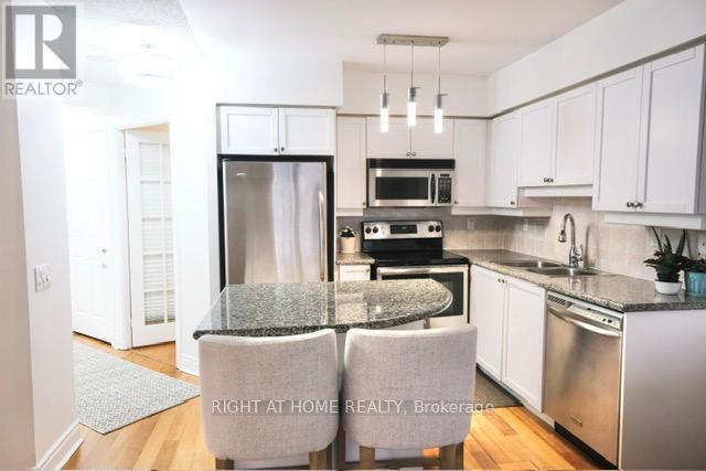 701 - 78 Harrison Garden Boulevard, Toronto, Ontario  M2N 7E2 - Photo 3 - C12715004