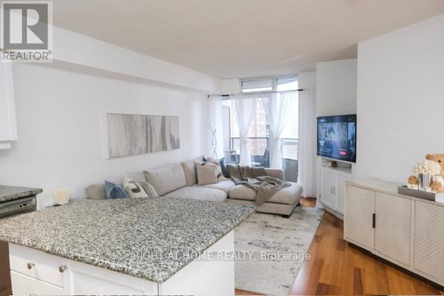 701 - 78 Harrison Garden Boulevard, Toronto, Ontario  M2N 7E2 - Photo 6 - C12715004