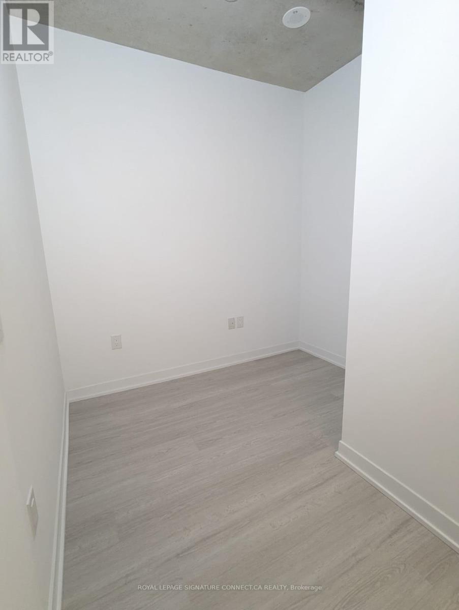 213 - 195 Mccaul Street, Toronto, Ontario  M5T 1W6 - Photo 4 - C12715082