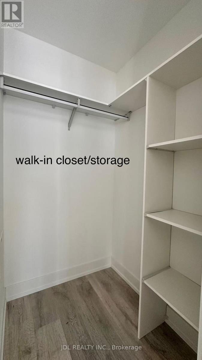 2001 - 30 Inn On The Park Drive, Toronto, Ontario  M3C 0P7 - Photo 7 - C12715088