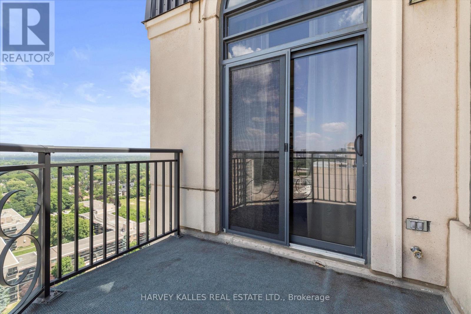 Uph4 - 662 Sheppard Avenue E, Toronto, Ontario  M2K 3E6 - Photo 31 - C12715102