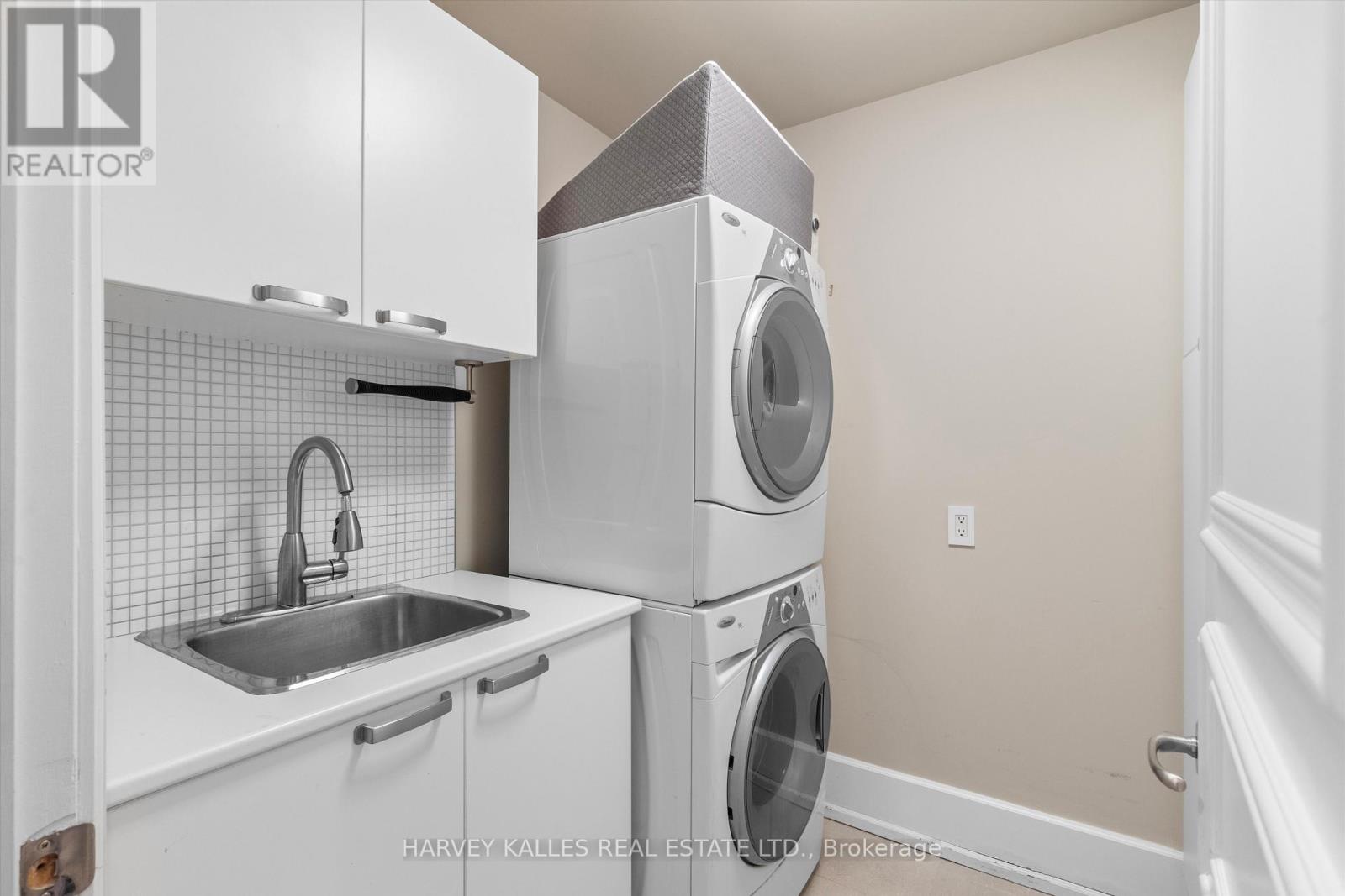 Uph4 - 662 Sheppard Avenue E, Toronto, Ontario  M2K 3E6 - Photo 33 - C12715102