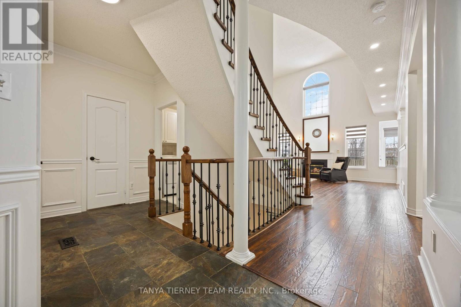 101 Tunney Place, Whitby, Ontario  L1M 2G4 - Photo 6 - E12715124