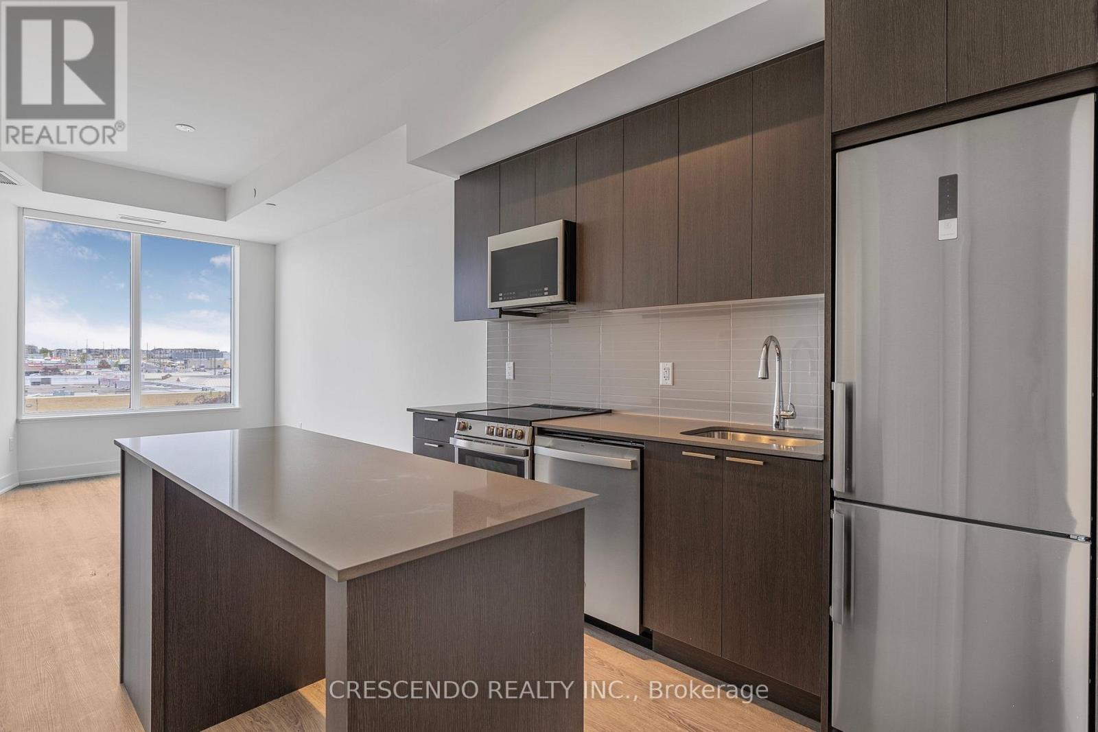 409 - 185 Deerfield Road, Newmarket, Ontario  L3Y 0G7 - Photo 12 - N12714996