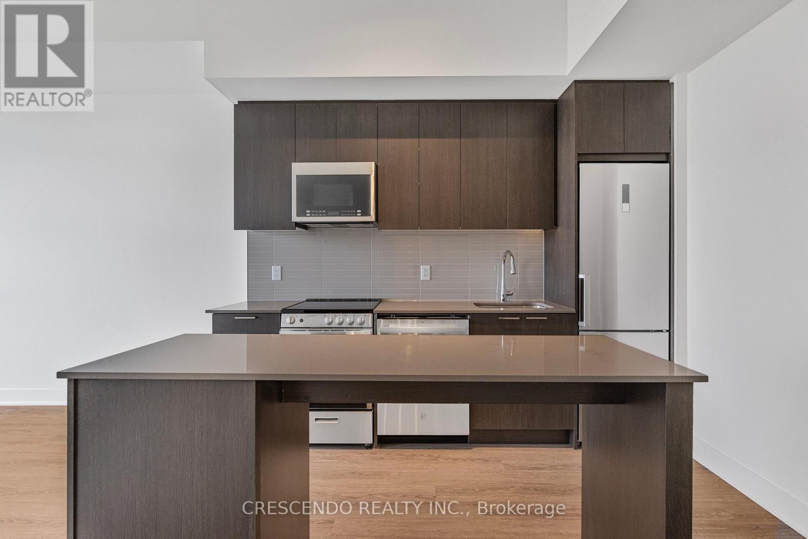 409 - 185 Deerfield Road, Newmarket, Ontario  L3Y 0G7 - Photo 13 - N12714996