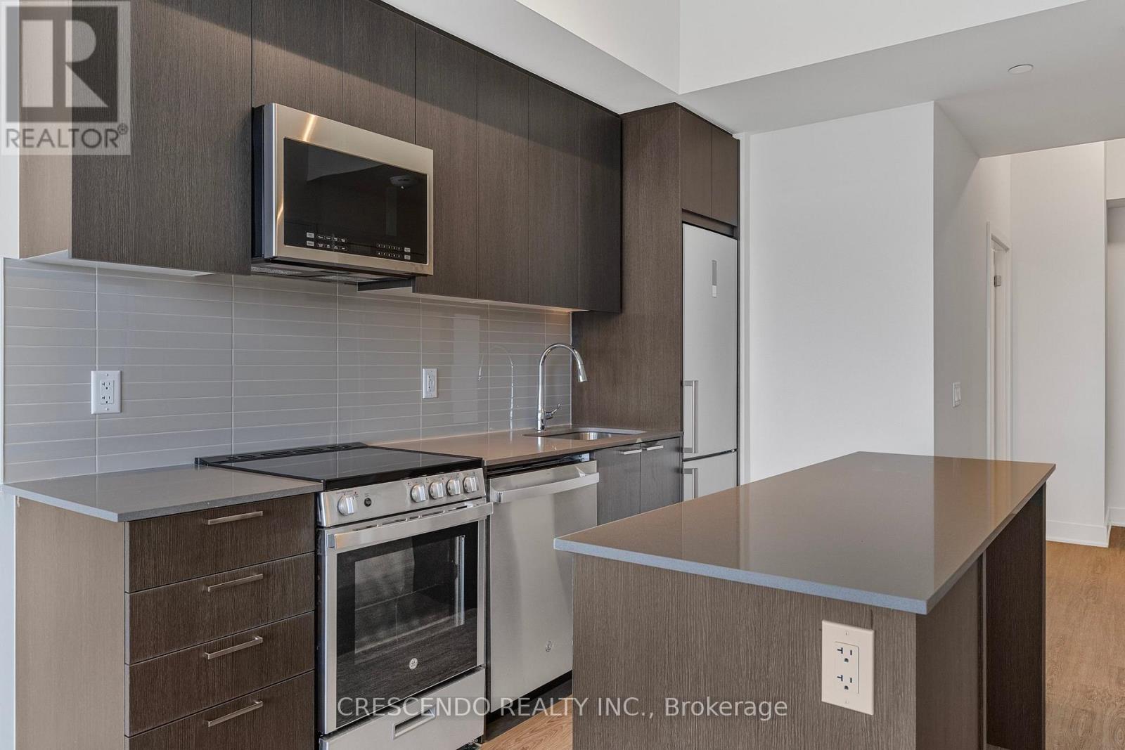 409 - 185 Deerfield Road, Newmarket, Ontario  L3Y 0G7 - Photo 15 - N12714996