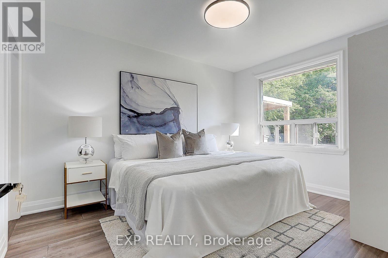 181 Maple Avenue, Richmond Hill, Ontario  L4C 1M2 - Photo 12 - N12715046