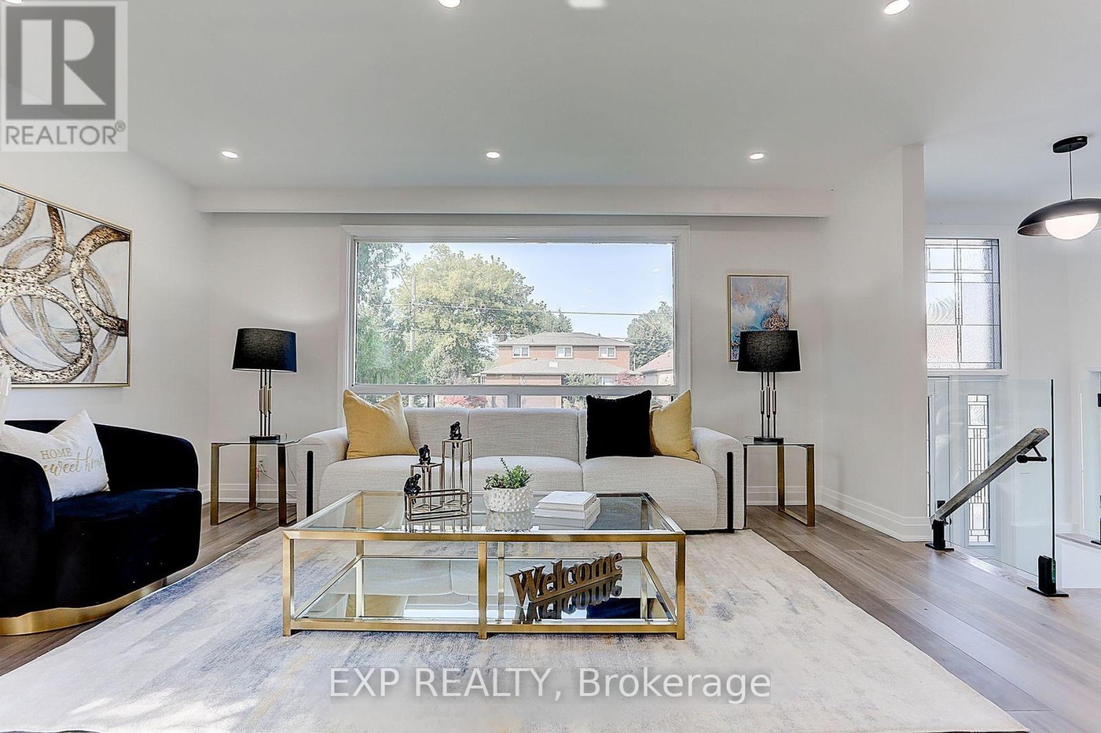 181 Maple Avenue, Richmond Hill, Ontario  L4C 1M2 - Photo 6 - N12715046