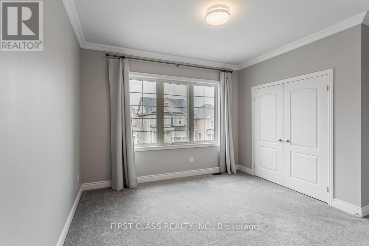 1123 Grainger Trail, Newmarket, Ontario  L3X 0G7 - Photo 14 - N12715078