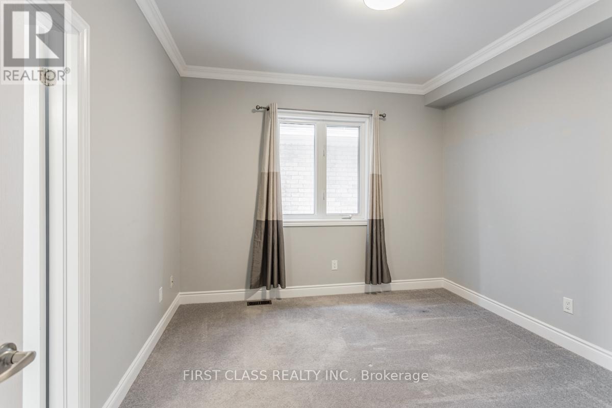 1123 Grainger Trail, Newmarket, Ontario  L3X 0G7 - Photo 17 - N12715078