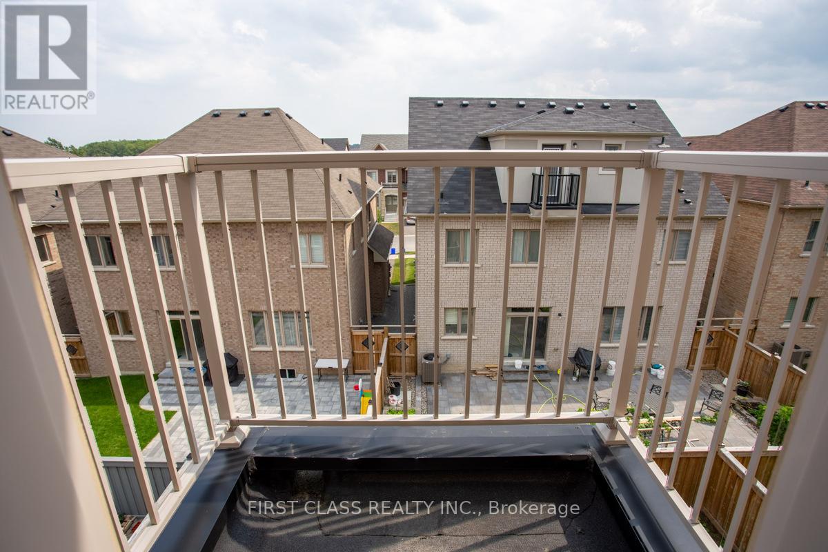 1123 Grainger Trail, Newmarket, Ontario  L3X 0G7 - Photo 22 - N12715078