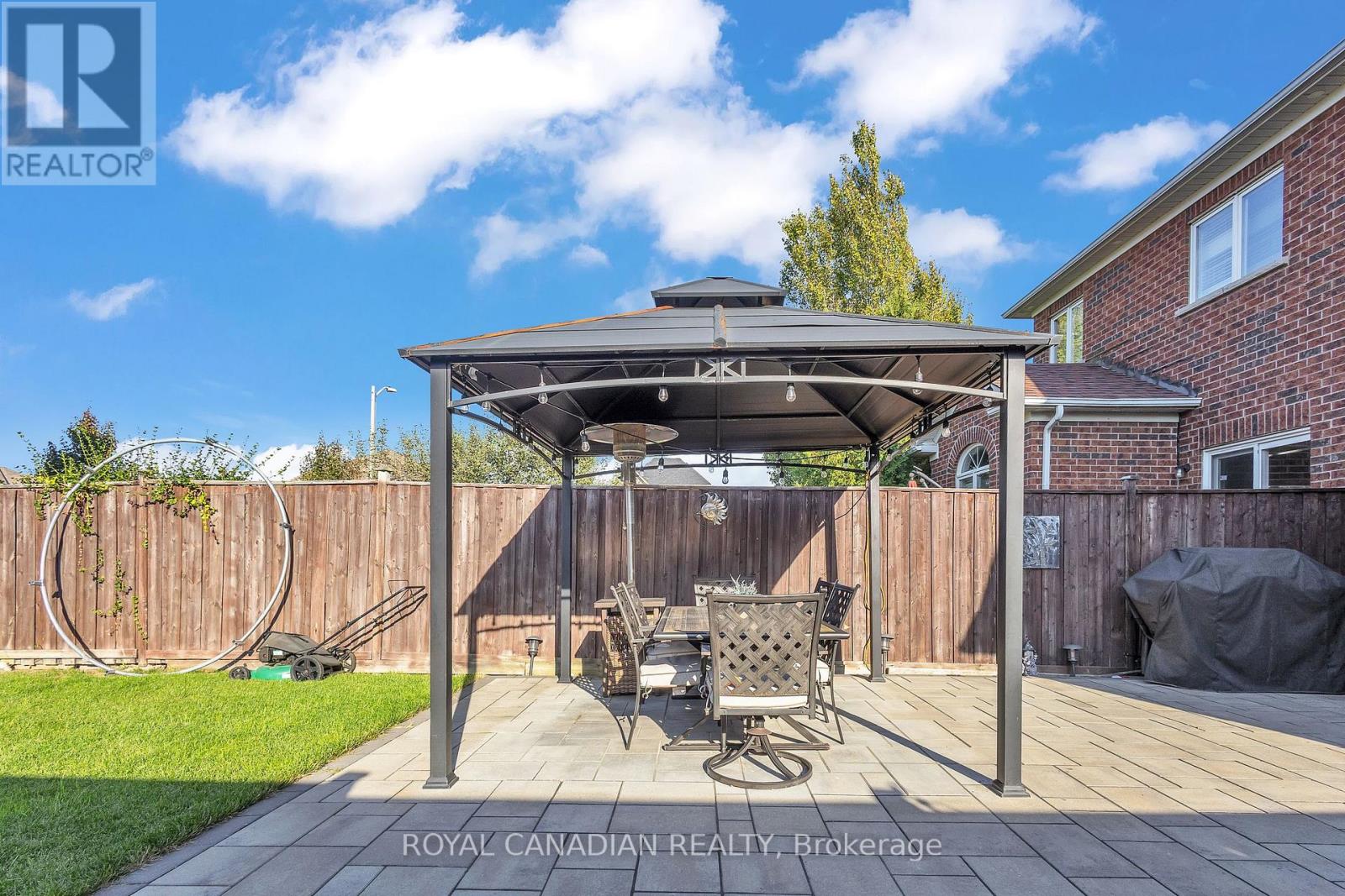 6 Mediterra Drive, Vaughan, Ontario  L4H 3B6 - Photo 34 - N12715104