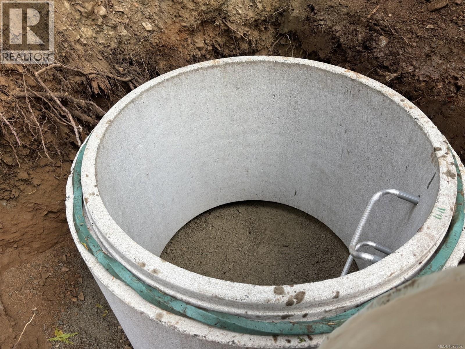 19350 Pacific Rim Hwy, Port Alberni, British Columbia  V9Y 8Z9 - Photo 8 - 1023802