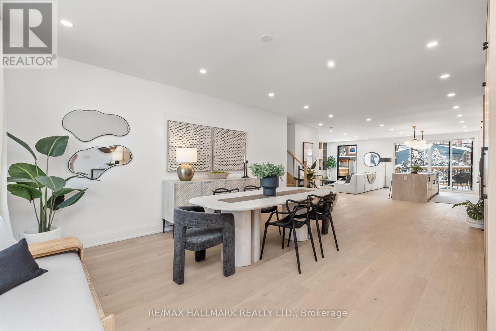 68 Rhodes Avenue, Toronto, Ontario  M4L 2Z9 - Photo 15 - E12712172