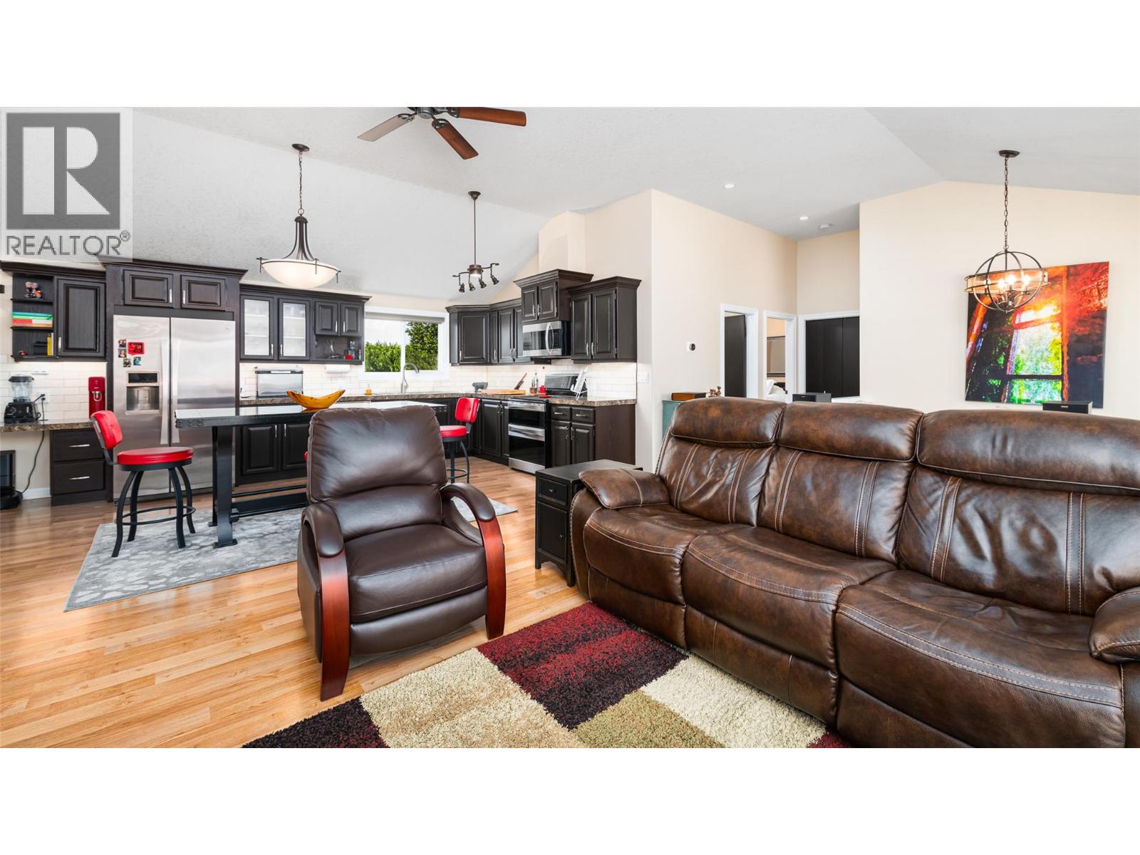 4857 Canyon Lister Road, Canyon, British Columbia  V0B 1C1 - Photo 10 - 10373151