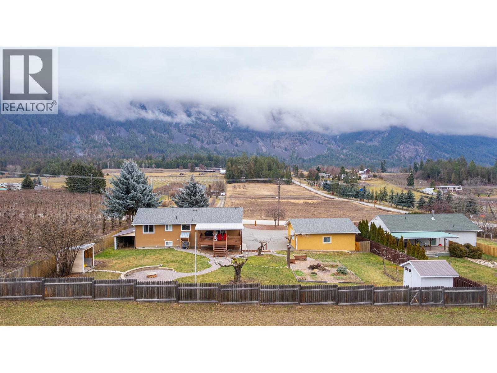 4857 Canyon Lister Road, Canyon, British Columbia  V0B 1C1 - Photo 47 - 10373151