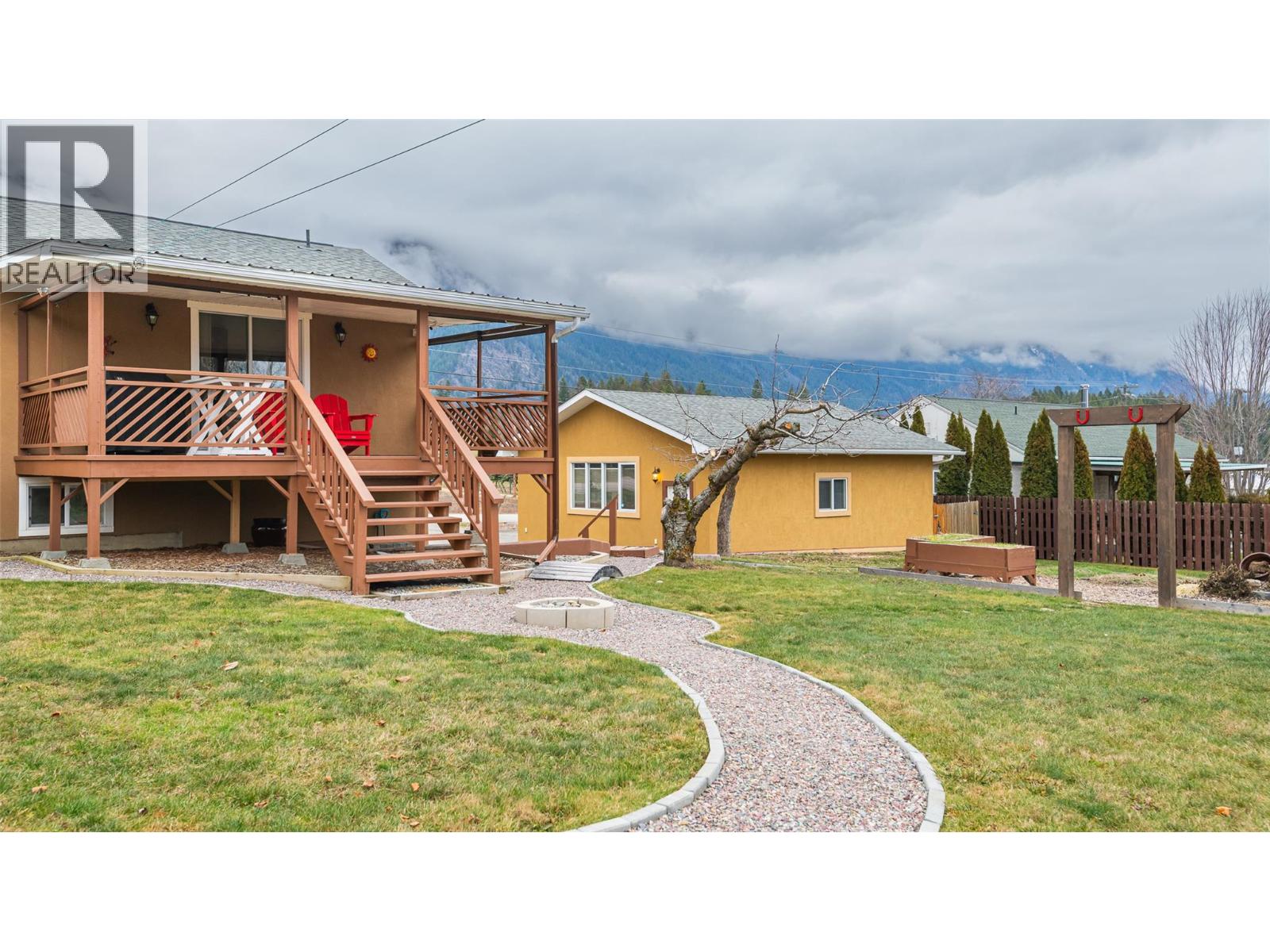 4857 Canyon Lister Road, Canyon, British Columbia  V0B 1C1 - Photo 40 - 10373151