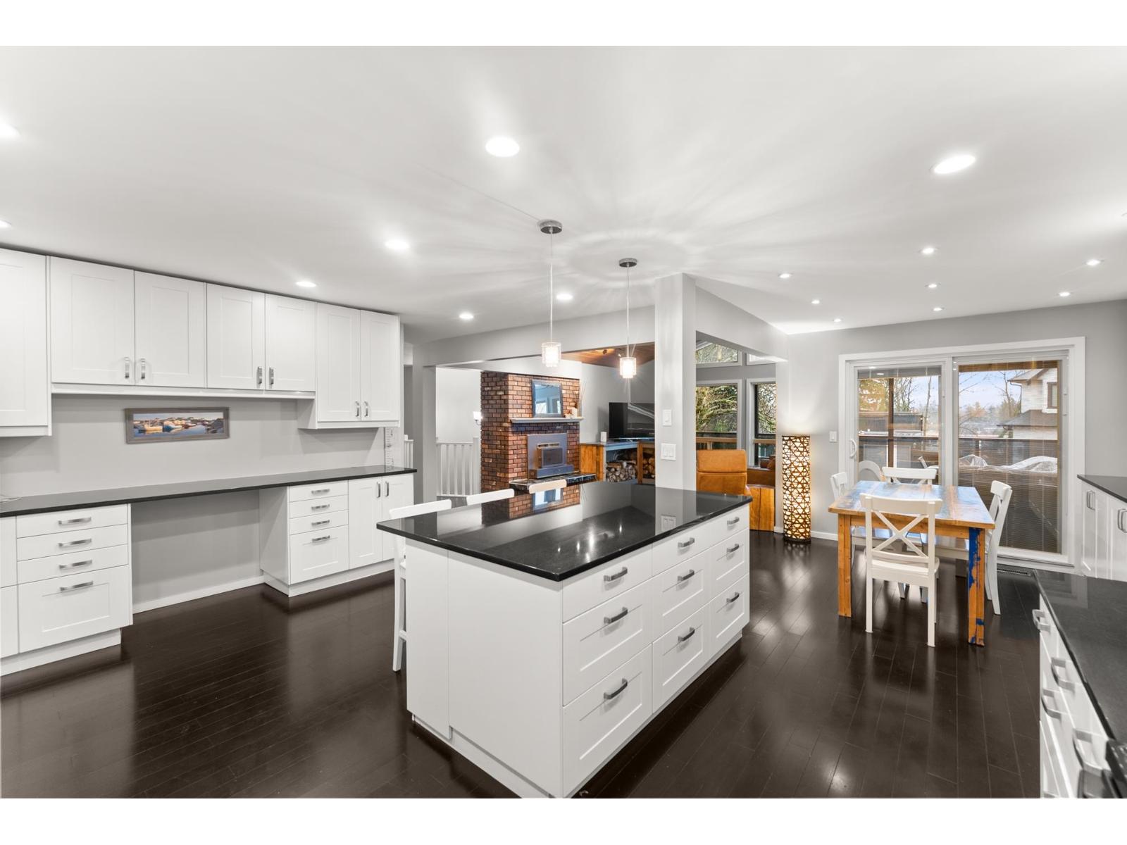 2489 Sunnyside Place, Abbotsford, British Columbia  V2T 4C4 - Photo 13 - R3077288