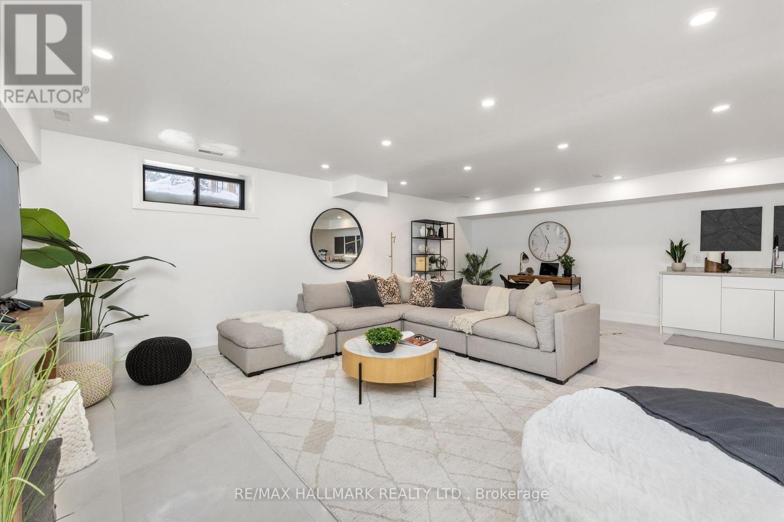 68 Rhodes Avenue, Toronto, Ontario  M4L 2Z9 - Photo 40 - E12712172