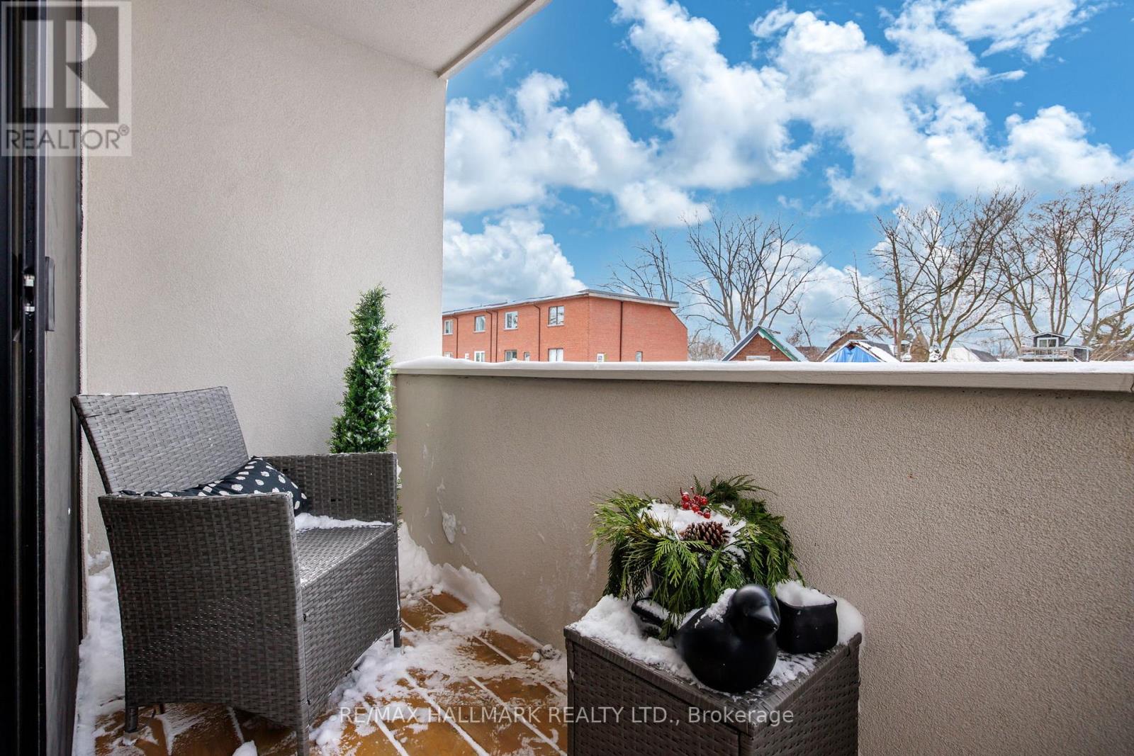 68 Rhodes Avenue, Toronto, Ontario  M4L 2Z9 - Photo 26 - E12712172