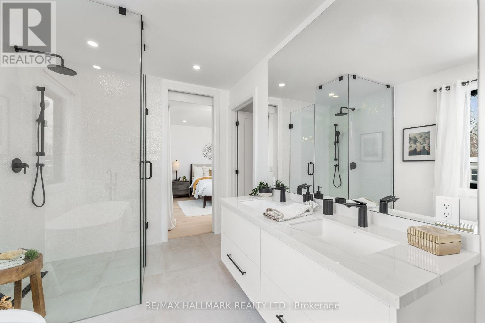 68 Rhodes Avenue, Toronto, Ontario  M4L 2Z9 - Photo 32 - E12712172