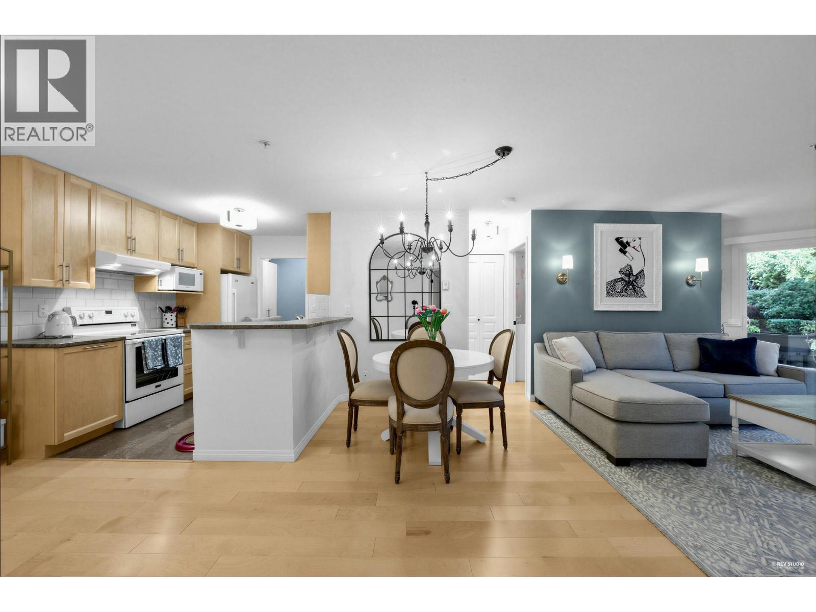 211 7139 18th Avenue, Burnaby, British Columbia  V3N 4Z3 - Photo 11 - R3081423