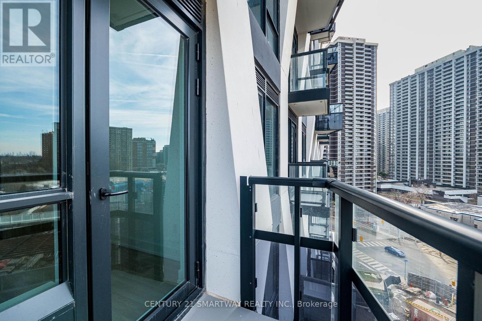 911 - 60 Central Park Roadway, Toronto, Ontario  M9A 0E6 - Photo 29 - W12643052