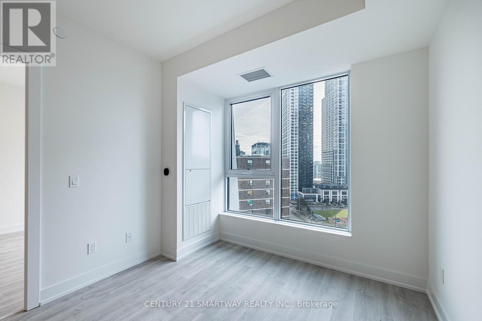 1105 - 60 Central Park Roadway, Toronto, Ontario  M9A 0E6 - Photo 23 - W12646278