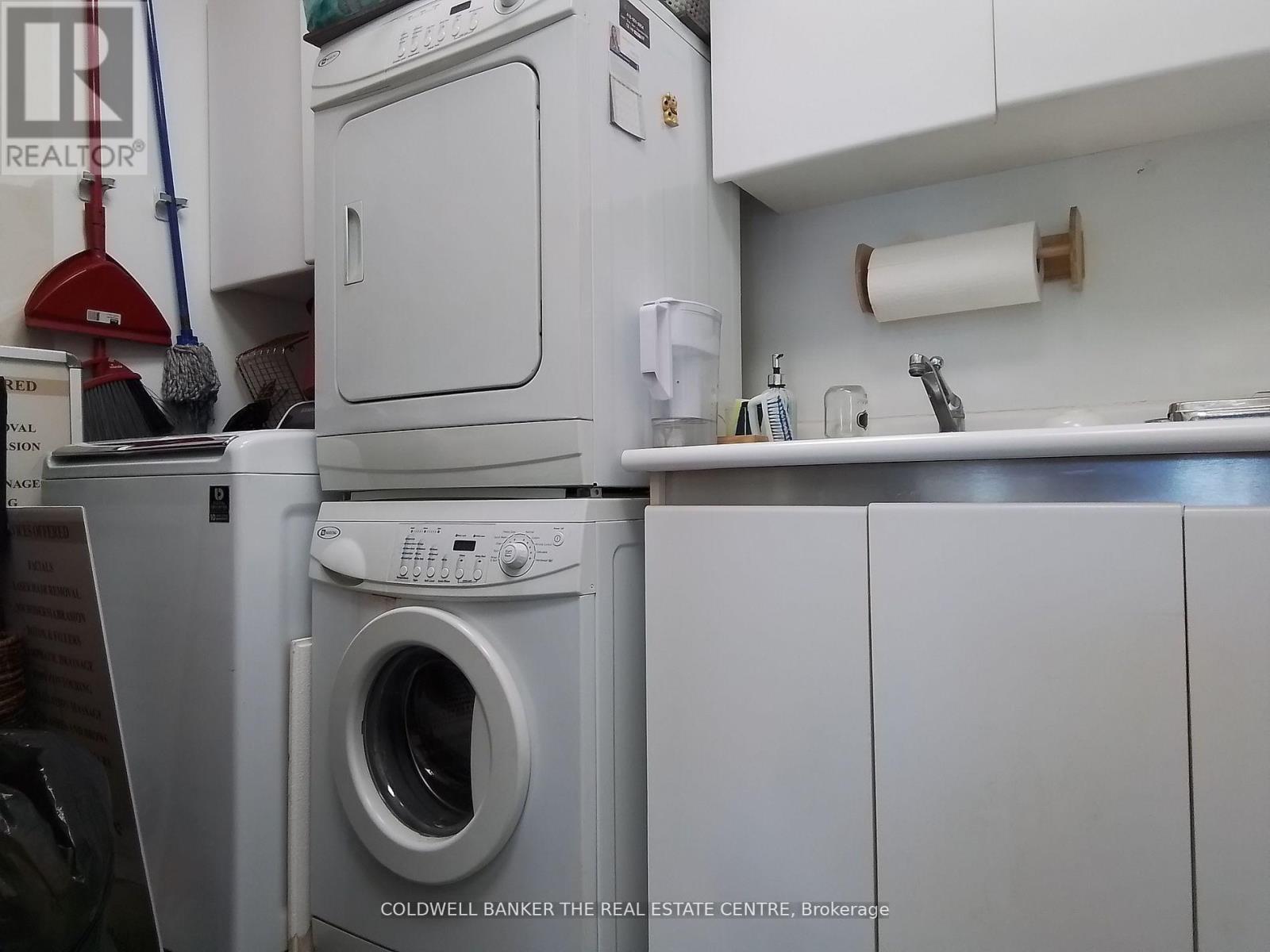 1280 Finch Street, Toronto, Ontario  M3J 3K6 - Photo 18 - W12715022