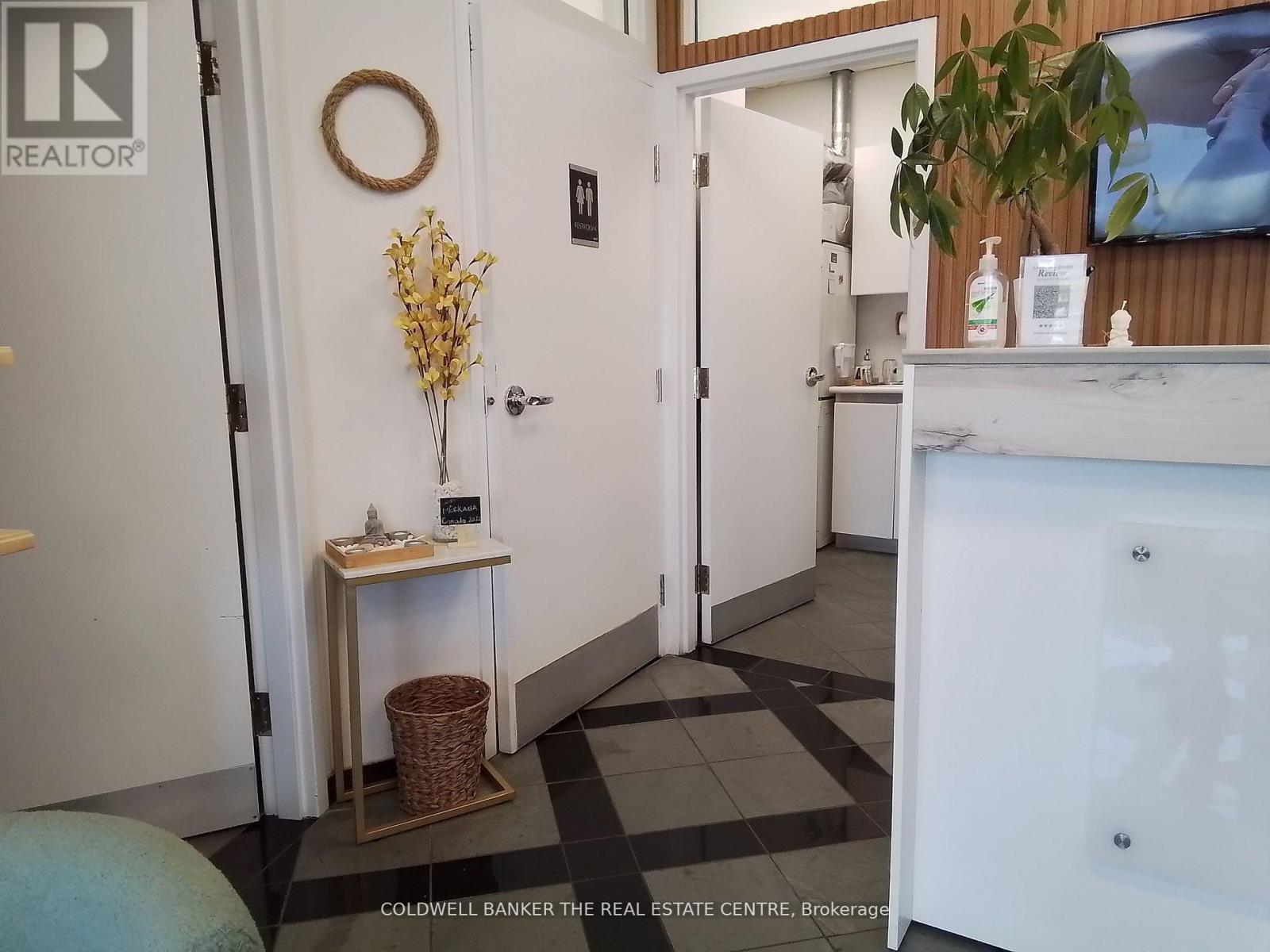 1280 Finch Street, Toronto, Ontario  M3J 3K6 - Photo 7 - W12715022