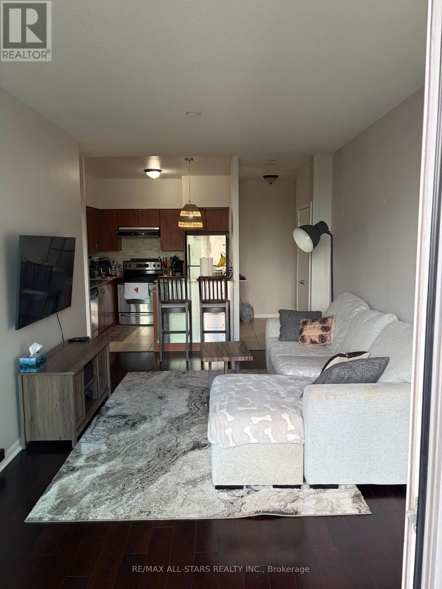 217 - 185 Legion Road N, Toronto, Ontario  M8Y 0A1 - Photo 4 - W12715052