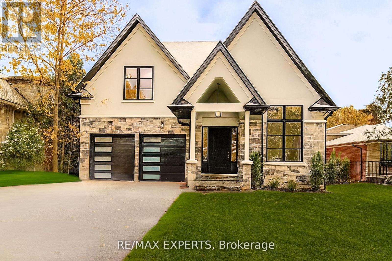 278 Mineola Road E, Mississauga, Ontario  L5G 2G3 - Photo 1 - W12715066