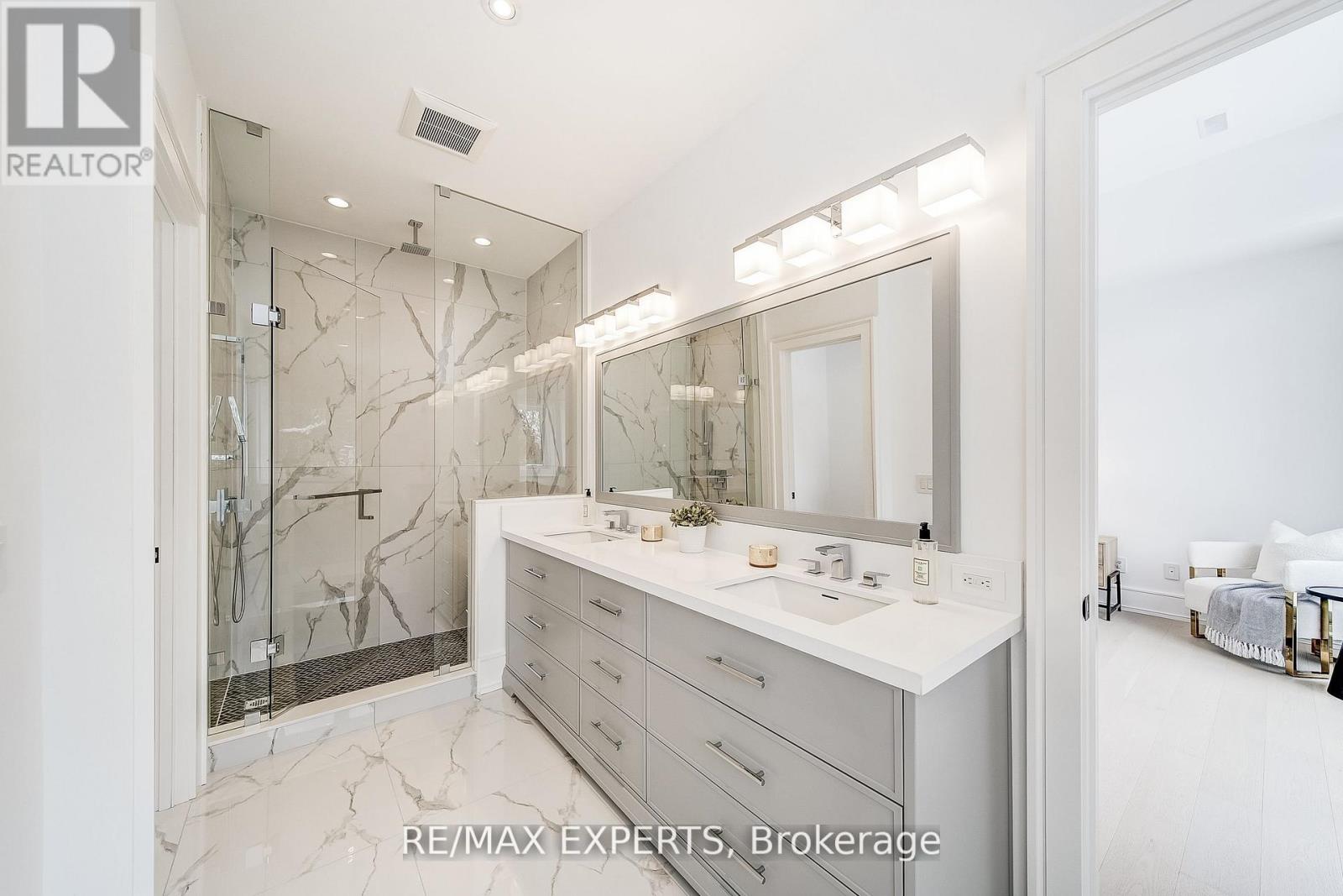 278 Mineola Road E, Mississauga, Ontario  L5G 2G3 - Photo 34 - W12715066