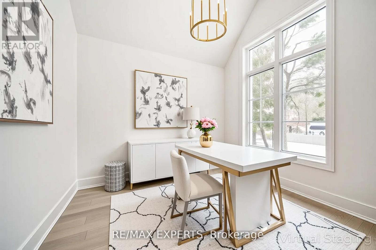 278 Mineola Road E, Mississauga, Ontario  L5G 2G3 - Photo 7 - W12715066