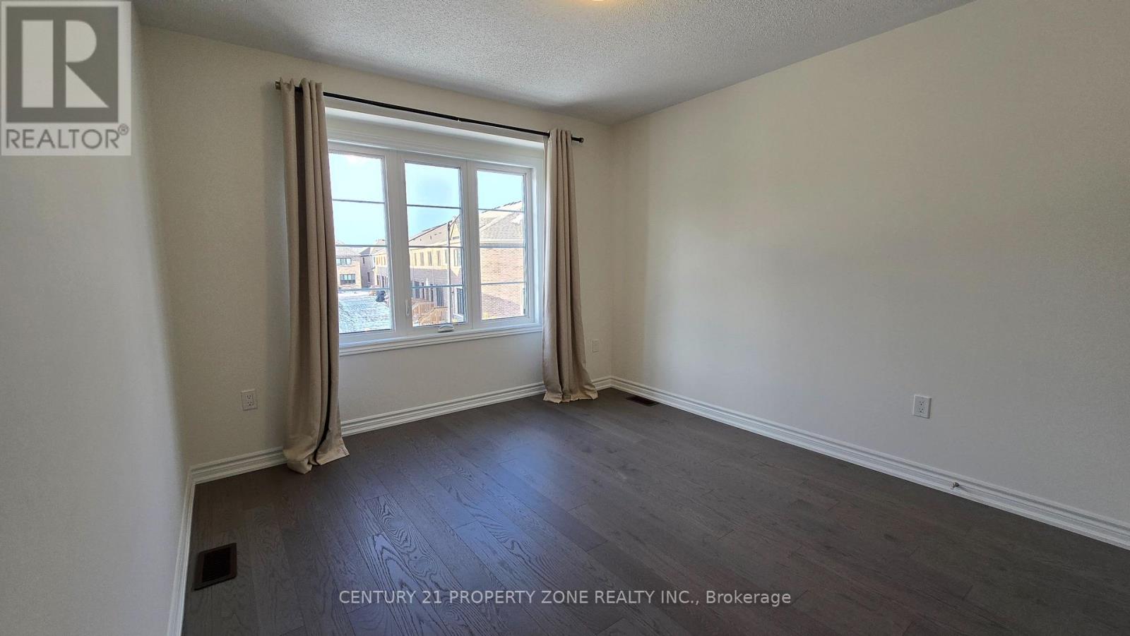 573 Celandine Terrace, Milton, Ontario  L9T 2X5 - Photo 24 - W12715090