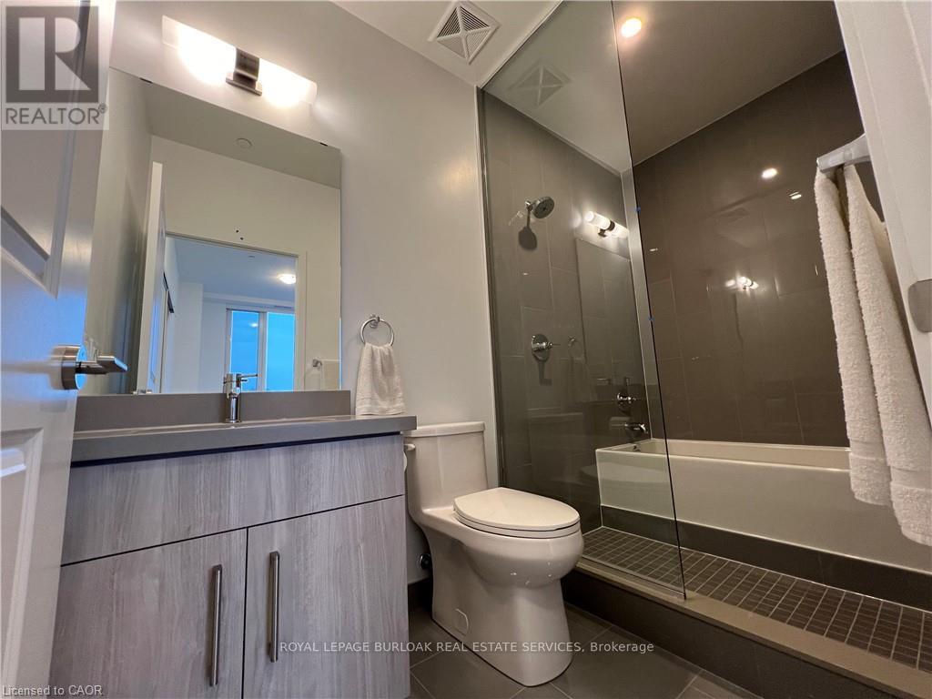 401 - 2007 James Street, Burlington, Ontario  L7R 0G7 - Photo 10 - W12715114