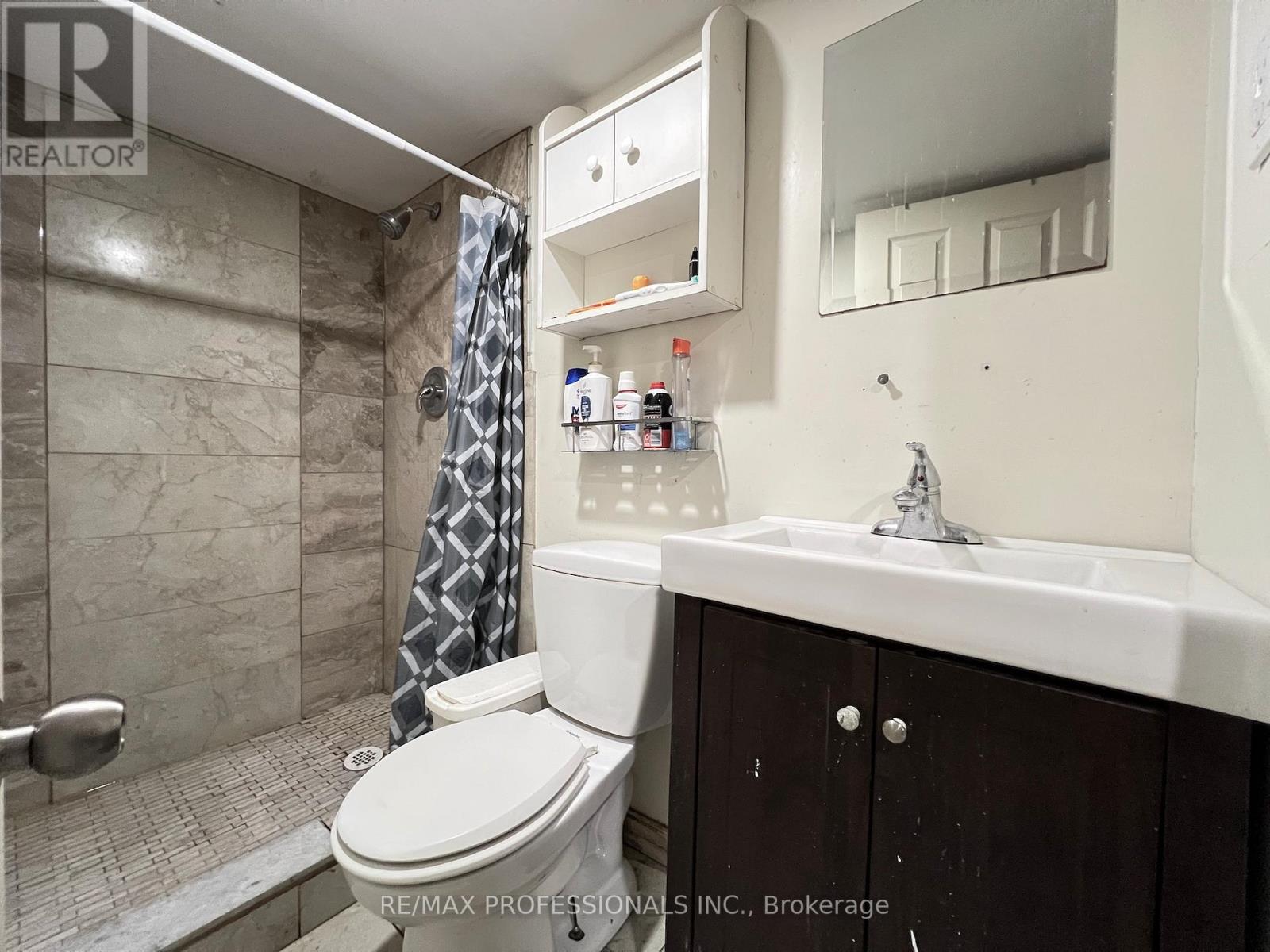 4 Locust Street, Toronto, Ontario  M6M 4N2 - Photo 24 - W12715142