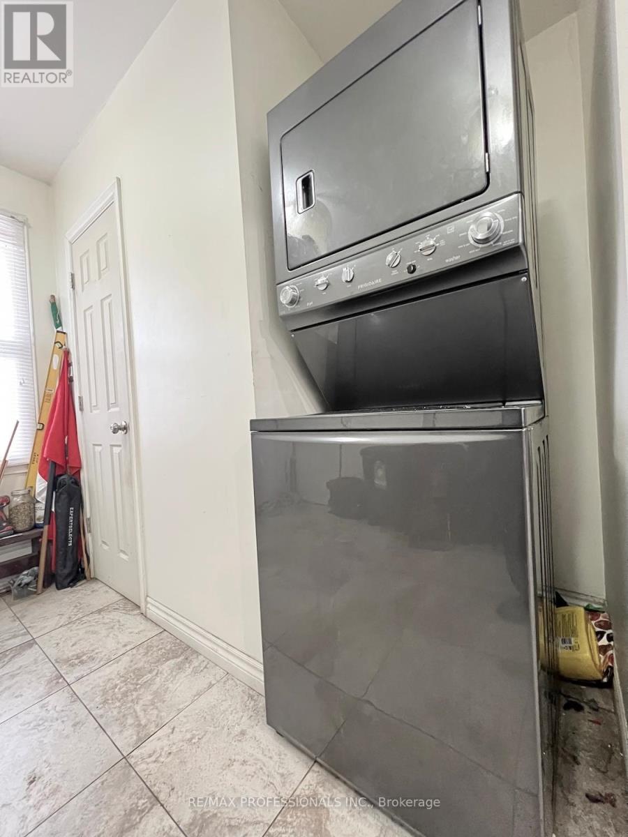 4 Locust Street, Toronto, Ontario  M6M 4N2 - Photo 29 - W12715142