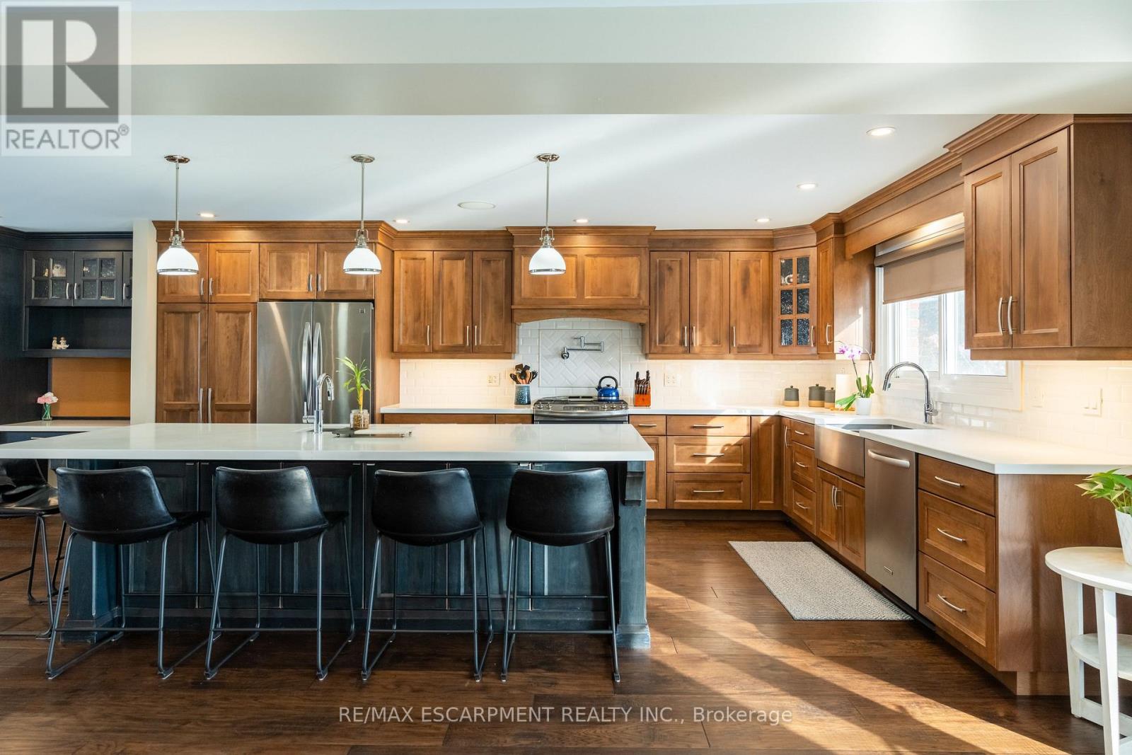 569 Rosseau Road, Hamilton, Ontario  L8K 4T7 - Photo 11 - X12715008