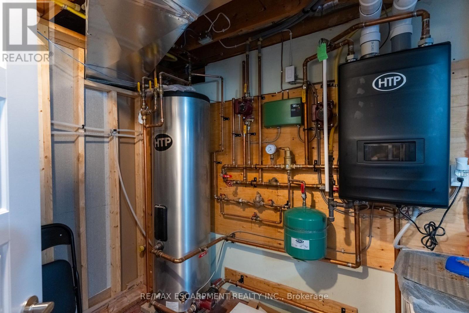 569 Rosseau Road, Hamilton, Ontario  L8K 4T7 - Photo 40 - X12715008