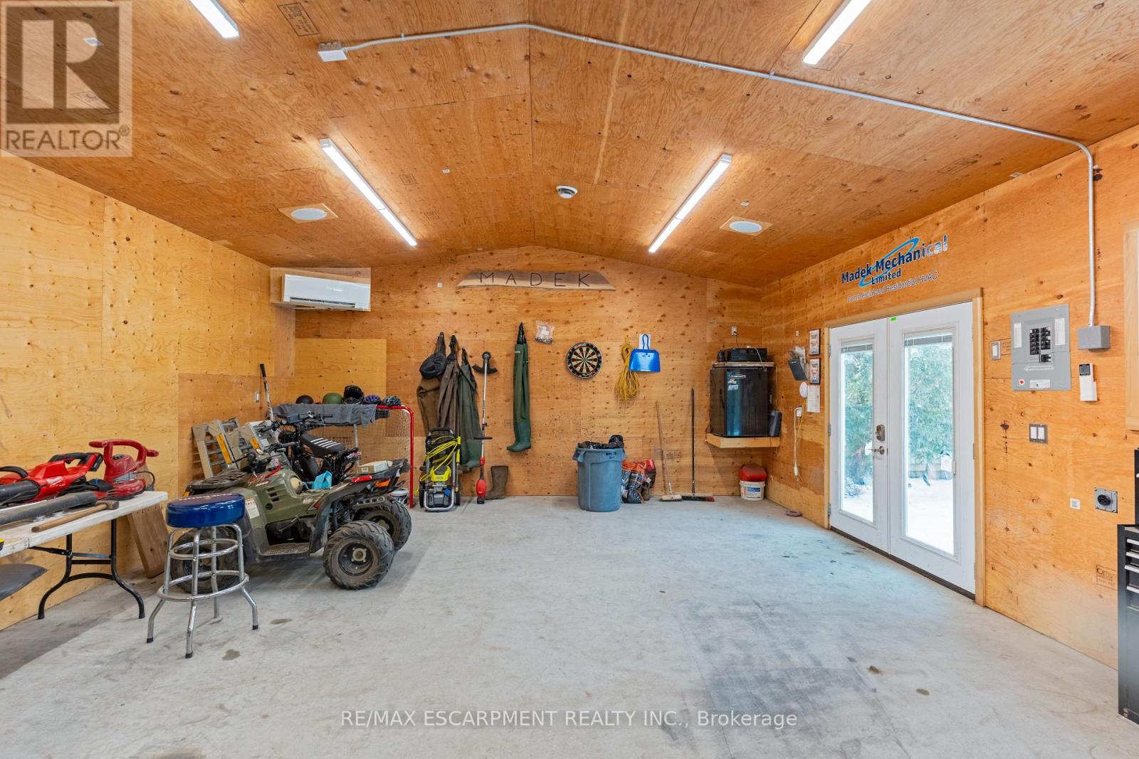 569 Rosseau Road, Hamilton, Ontario  L8K 4T7 - Photo 47 - X12715008