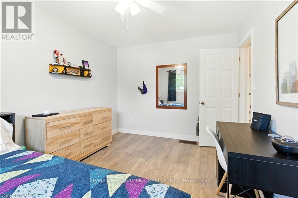 19 Wallace Place, Haldimand, Ontario  N3W 1G4 - Photo 28 - X12715080