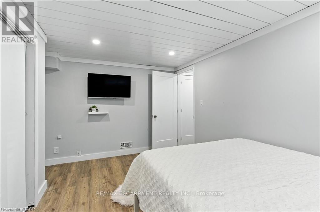 19 Wallace Place, Haldimand, Ontario  N3W 1G4 - Photo 35 - X12715080