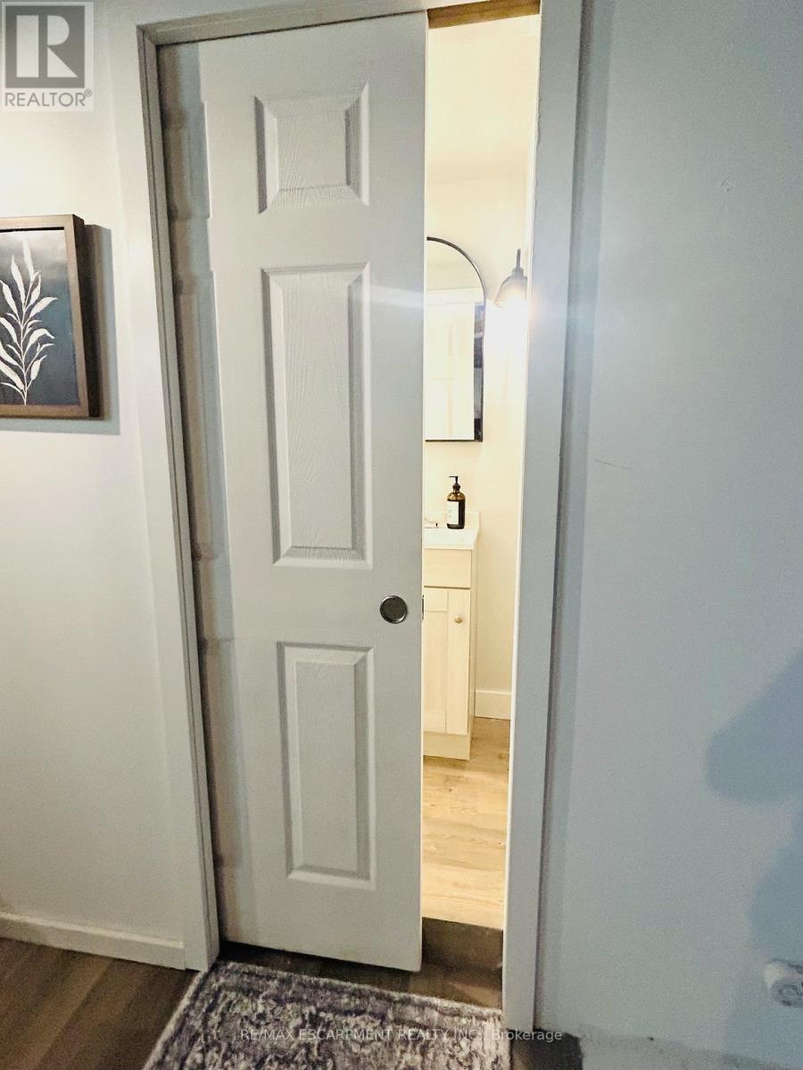 19 Wallace Place, Haldimand, Ontario  N3W 1G4 - Photo 36 - X12715080