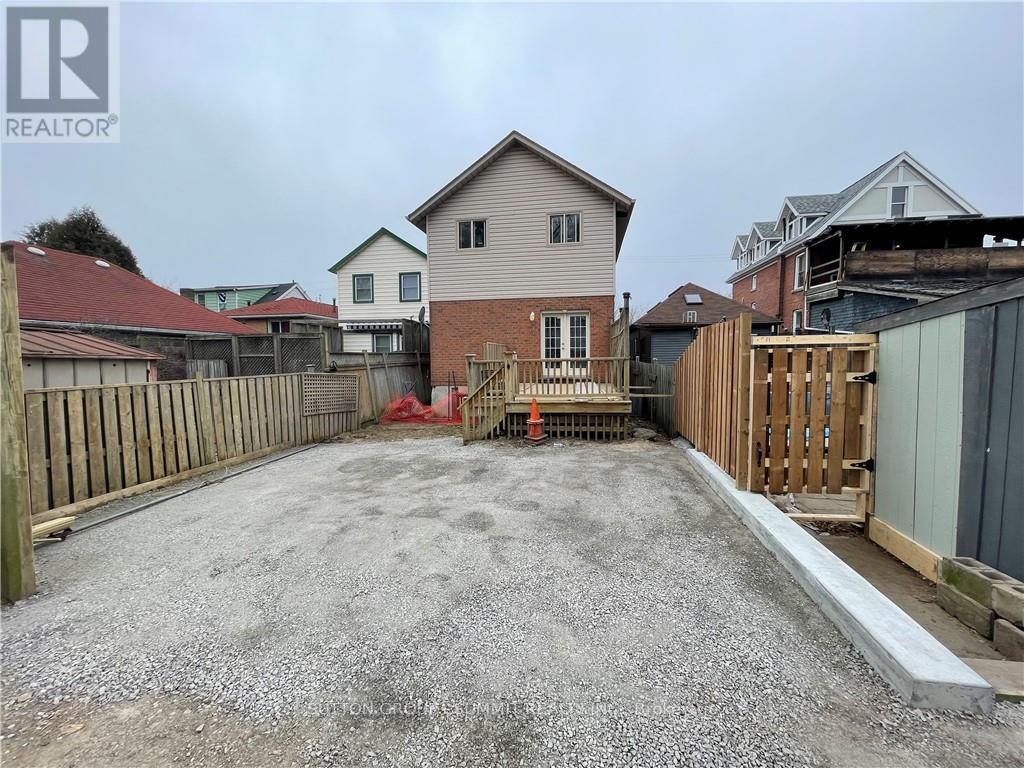 343 Upper Wentworth Street, Hamilton, Ontario  L9A 4T4 - Photo 38 - X12715094