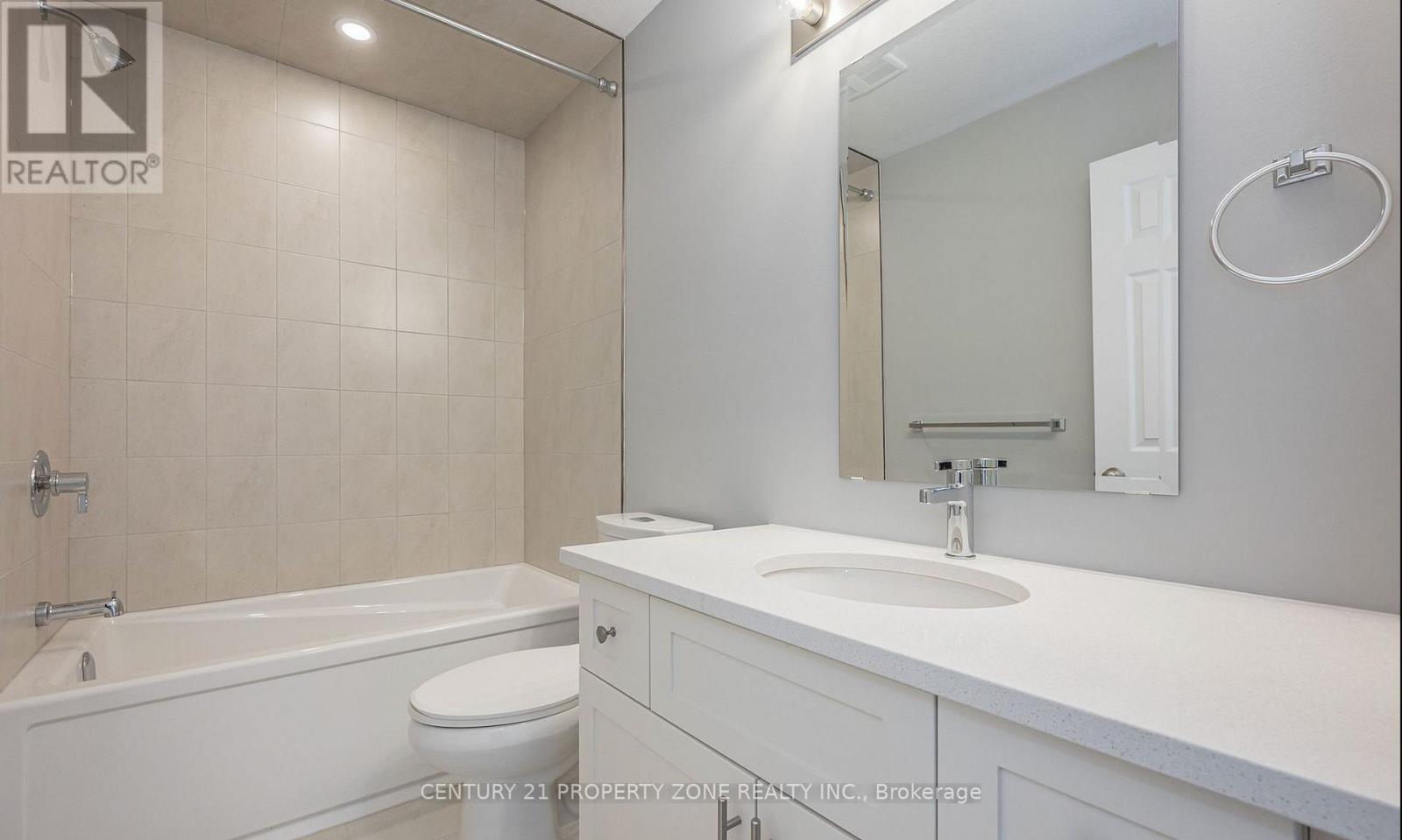 164 Oat Lane, Kitchener, Ontario  N2R 1R7 - Photo 7 - X12715112